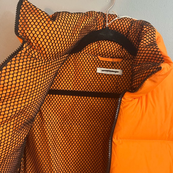 Connor McKnight Orange Puffer Jacket - Picture 5 of 11